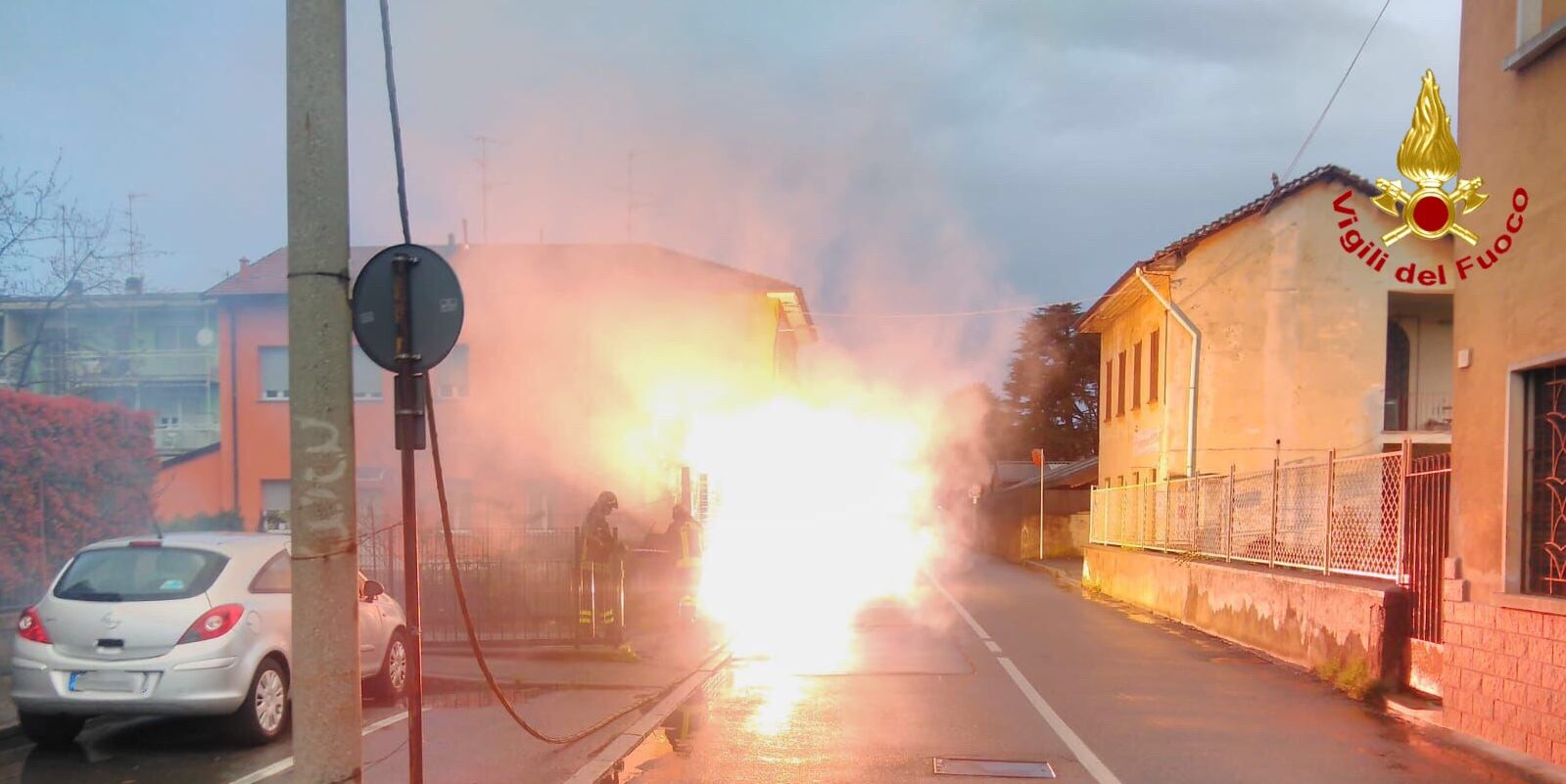 Varese, due interventi dei Vigili del fuoco sul territorio