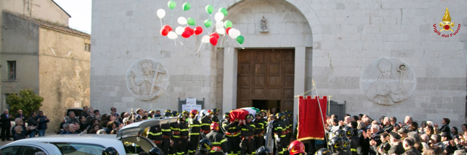 L'ultimo saluto al Vigile del Fuoco Volontario Pinuccio La Vigna