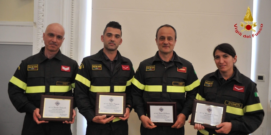 Chieti, assegnato ai Vigili del fuoco il premio ACI "Angelo della strada" ed. 2018