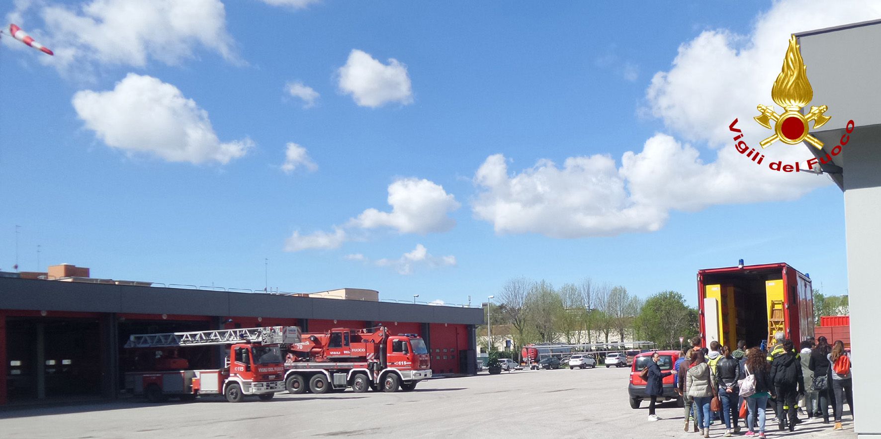 Padova, l'Associazione "La nostra famiglia" in visita presso il Comando provinciale dei Vigili del fuoco