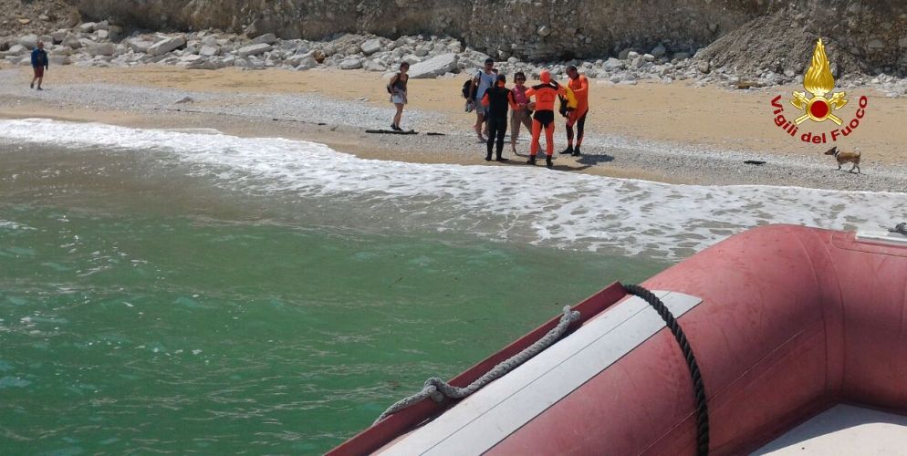 Ancona, soccorsa comitiva di turisti in difficoltà