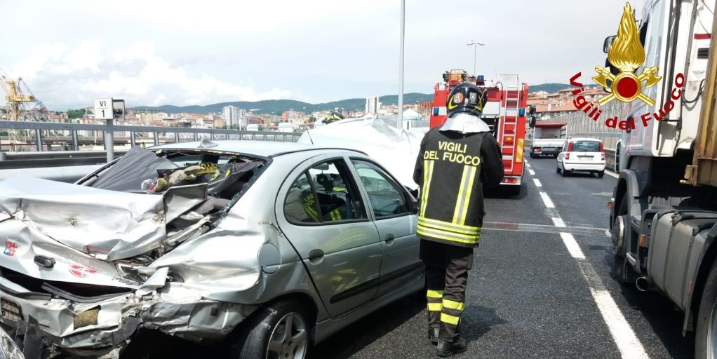Trieste, incidente stradale sulla "SS.202"