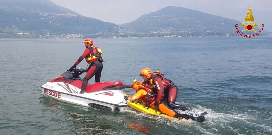 Brescia, attività addestrativa per gli specialisti SA (Soccorso Acquatico)