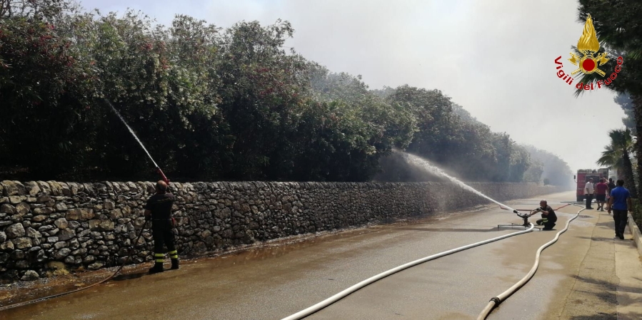 Ragusa, diversi interventi dei Vigili del fuoco per incendi sul territorio provinciale