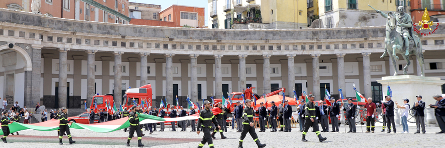 Napoli: giornata conclusiva del raduno nazionale dell'Associazione Nazionale dei Vigili del Fuoco