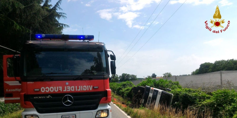 Novara, incidente stradale sulla "SP.16"