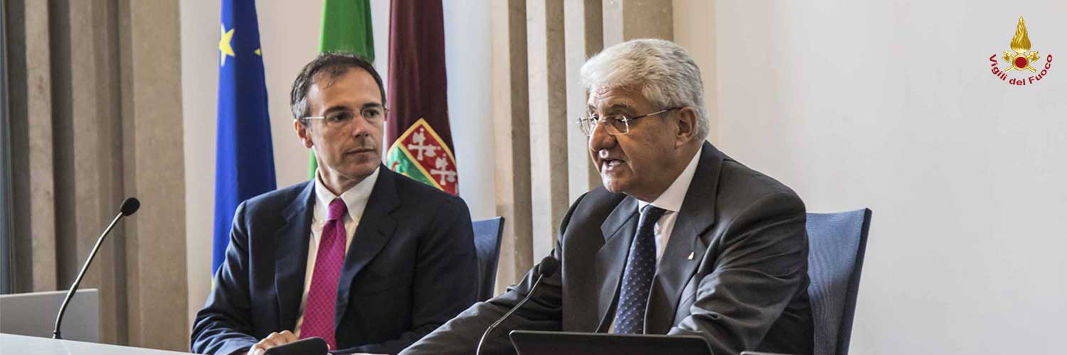 Presentata la tecnologia idrogeno toyota alle Scuole Centrali Antincendi del Corpo Nazionale dei Vigili del Fuoco