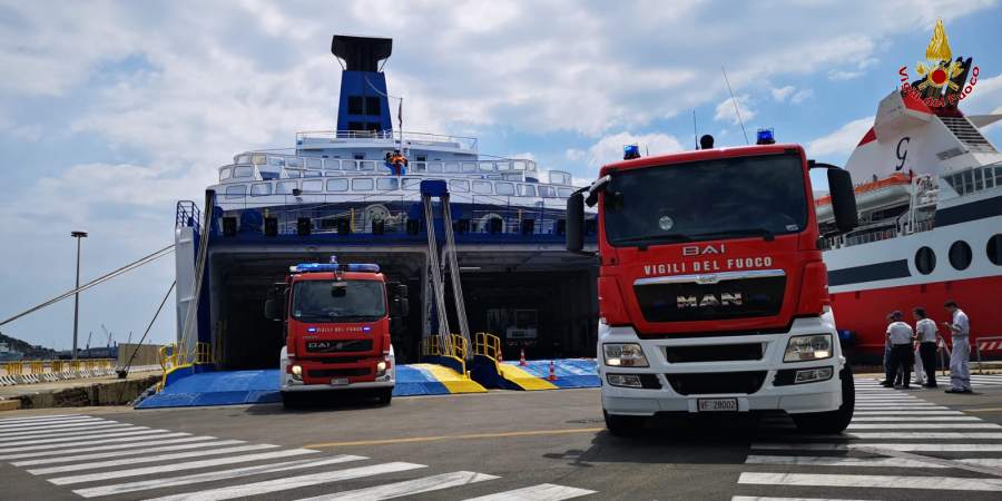 Olbia, esercitazione antincendio portuale