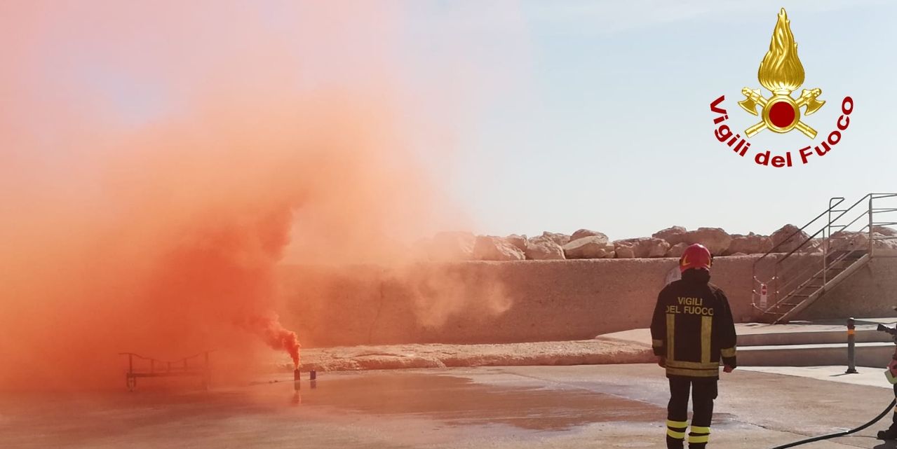 Ancona, esercitazione all'interno del Porto turistico di Numana