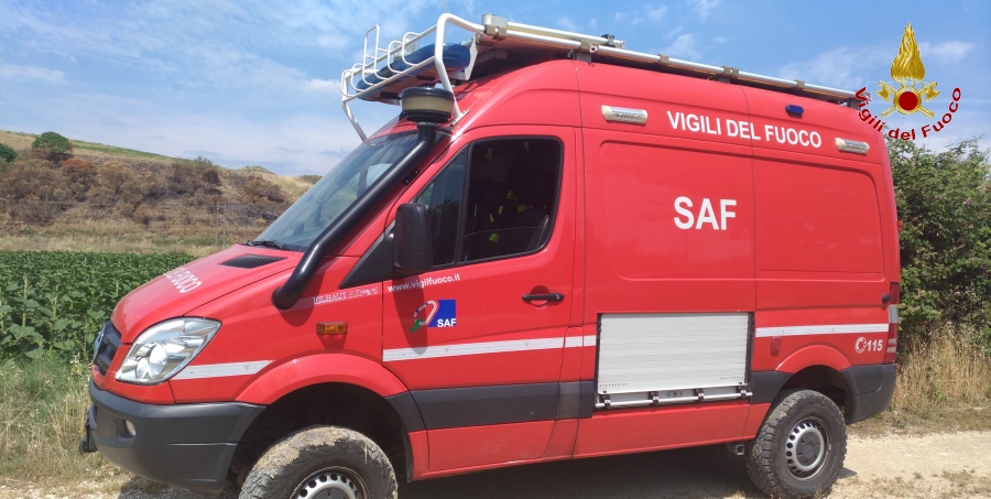 Roma, soccorsa una giovane caduta in un precipizio