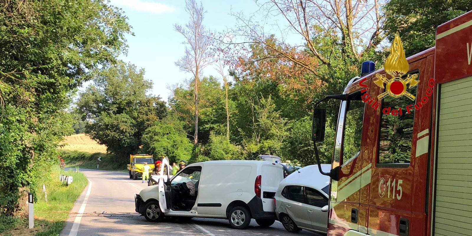 Macerata, incidente stradale sulla "SS.256"