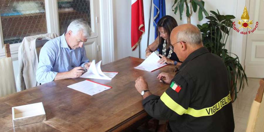 Grosseto, siglato protocollo d'intesa fra Prefettura, Vigili del Fuoco e Comune di Orbetello per presidio Ansedonia