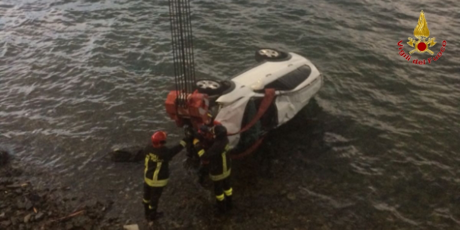Lecco, incidente stradale in località Fiumelatte