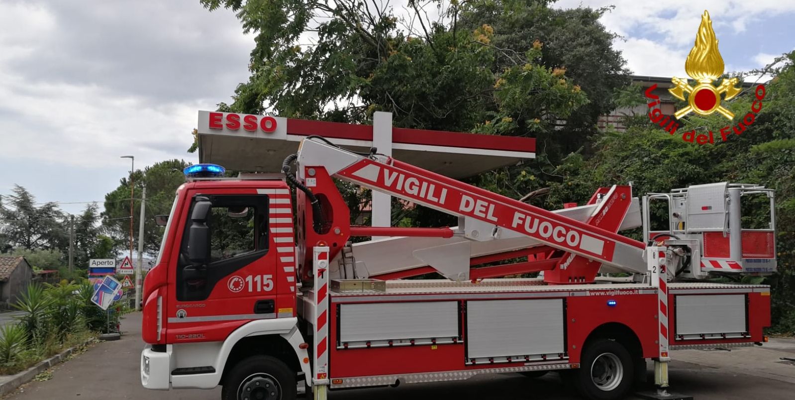 Catania, proseguono gli interventi dei Vigili del Fuoco per le avverse condizioni meteo