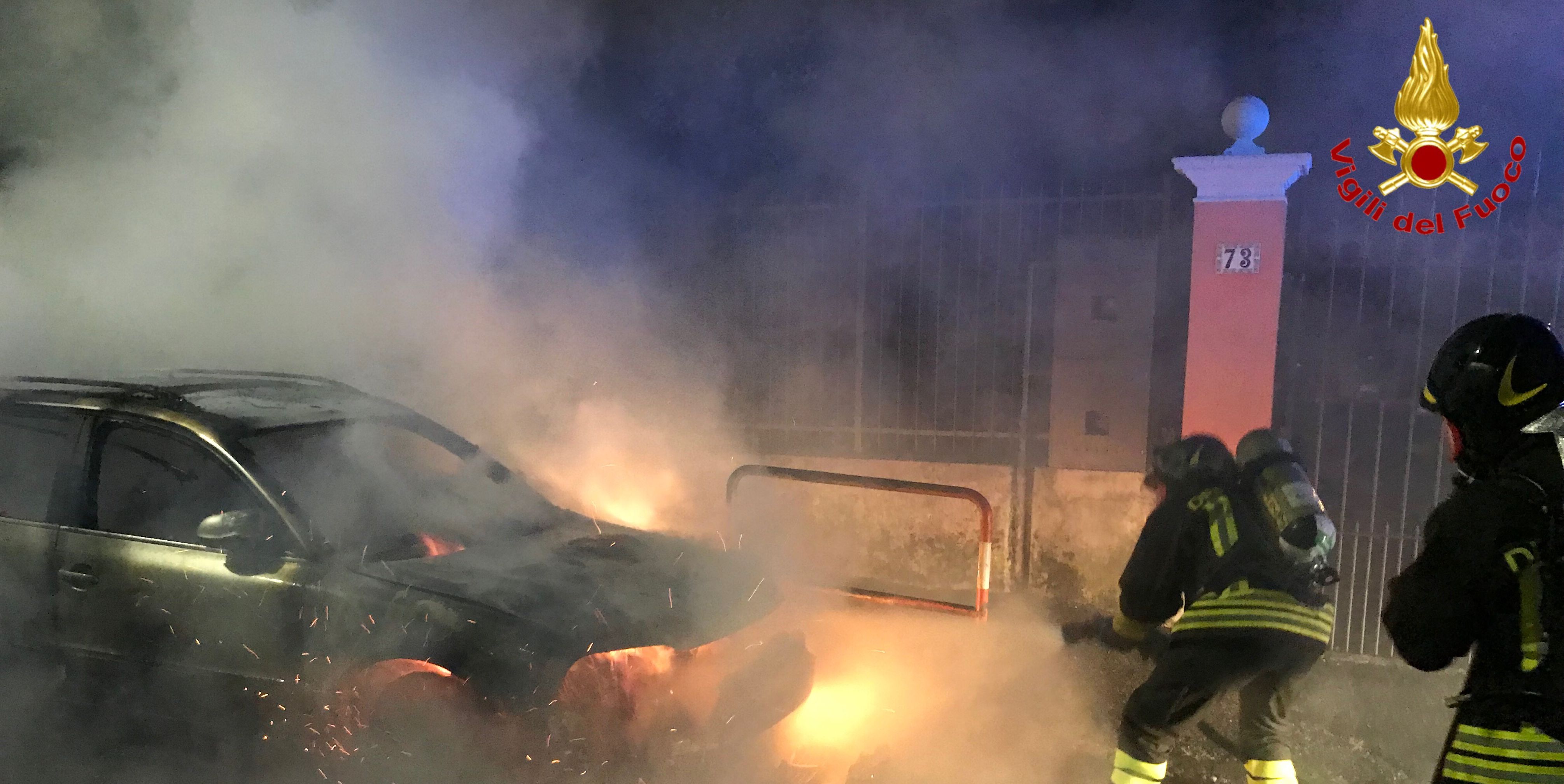 Varese, incendio autovettura nel comune di Civeglio