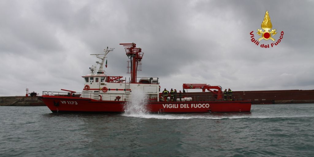 Livorno, firmata la convezione per il potenziamento dei Vigili del Fuoco presso l'isola d'Elba