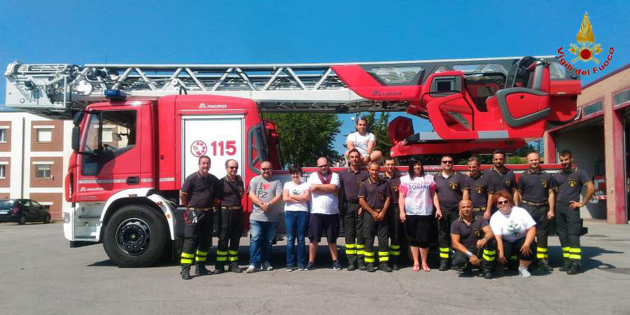 Potenza, i Vigili del fuoco partecipano al progetto "Colletta in divisa"