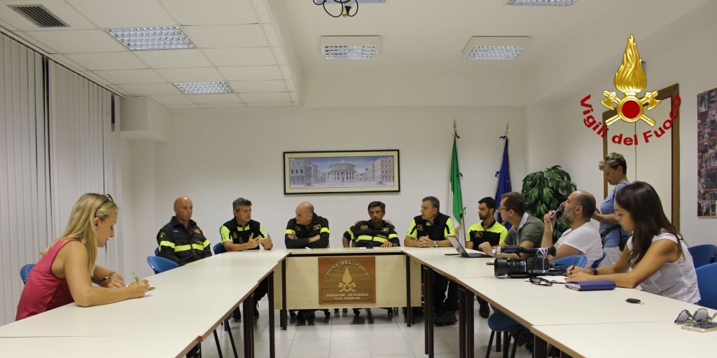Ancona, Direzione Reginale Vigili del Fuoco Marche: conferenza stampa gruppo cinofilo