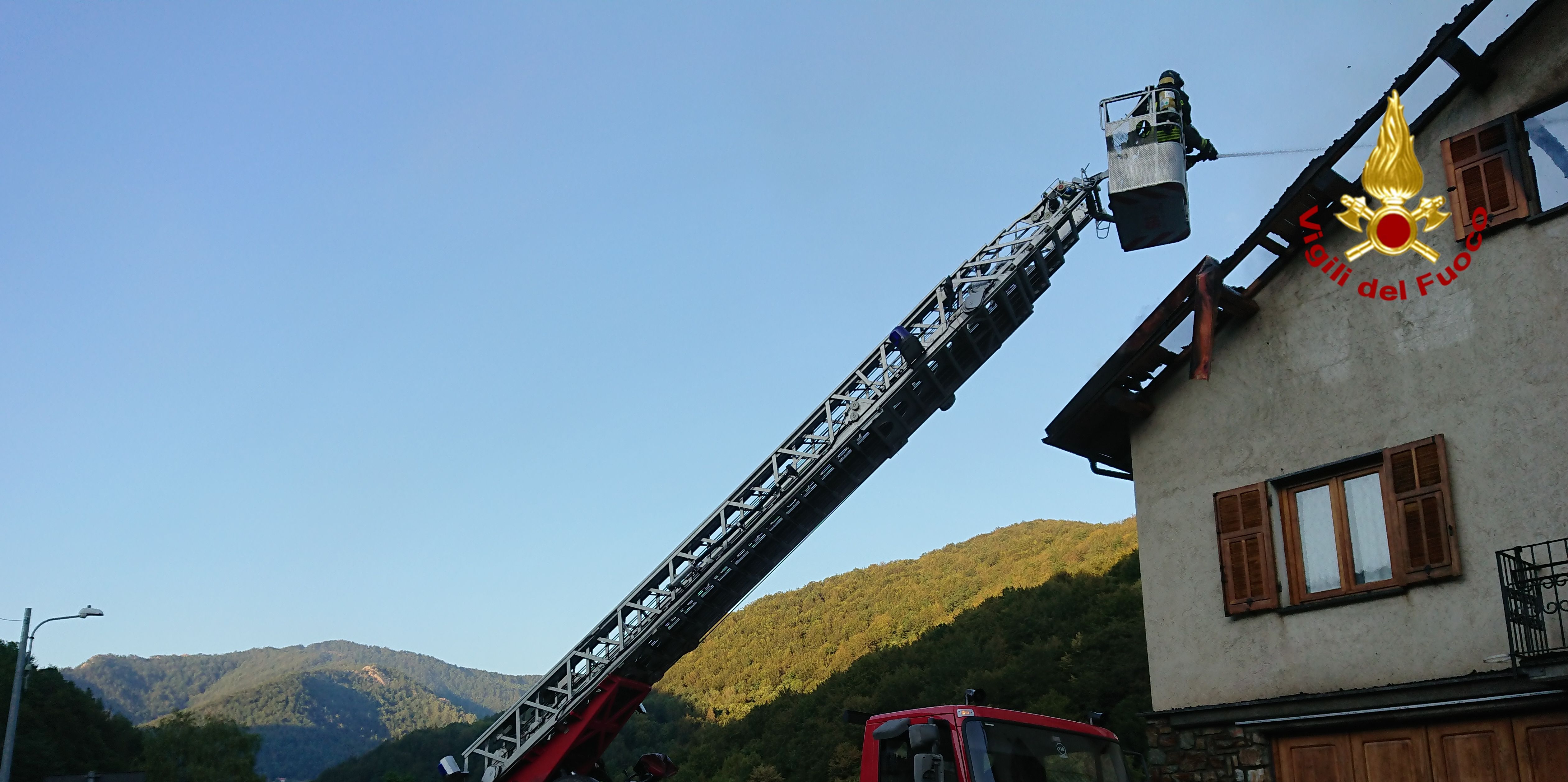 Savona, incendio abitazione nel comune di Calizzano