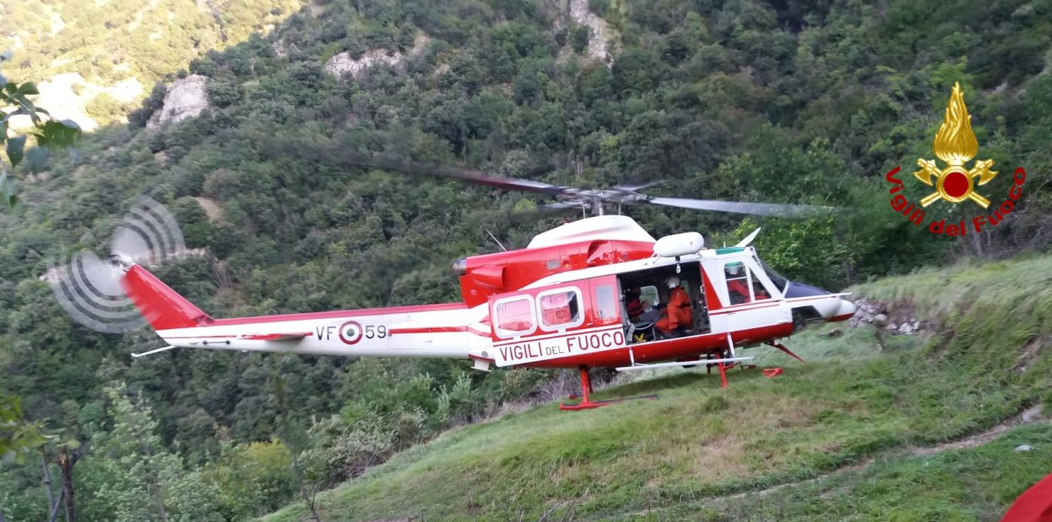 Genova, incendio tetto abitazione a Canate di Marsiglia
