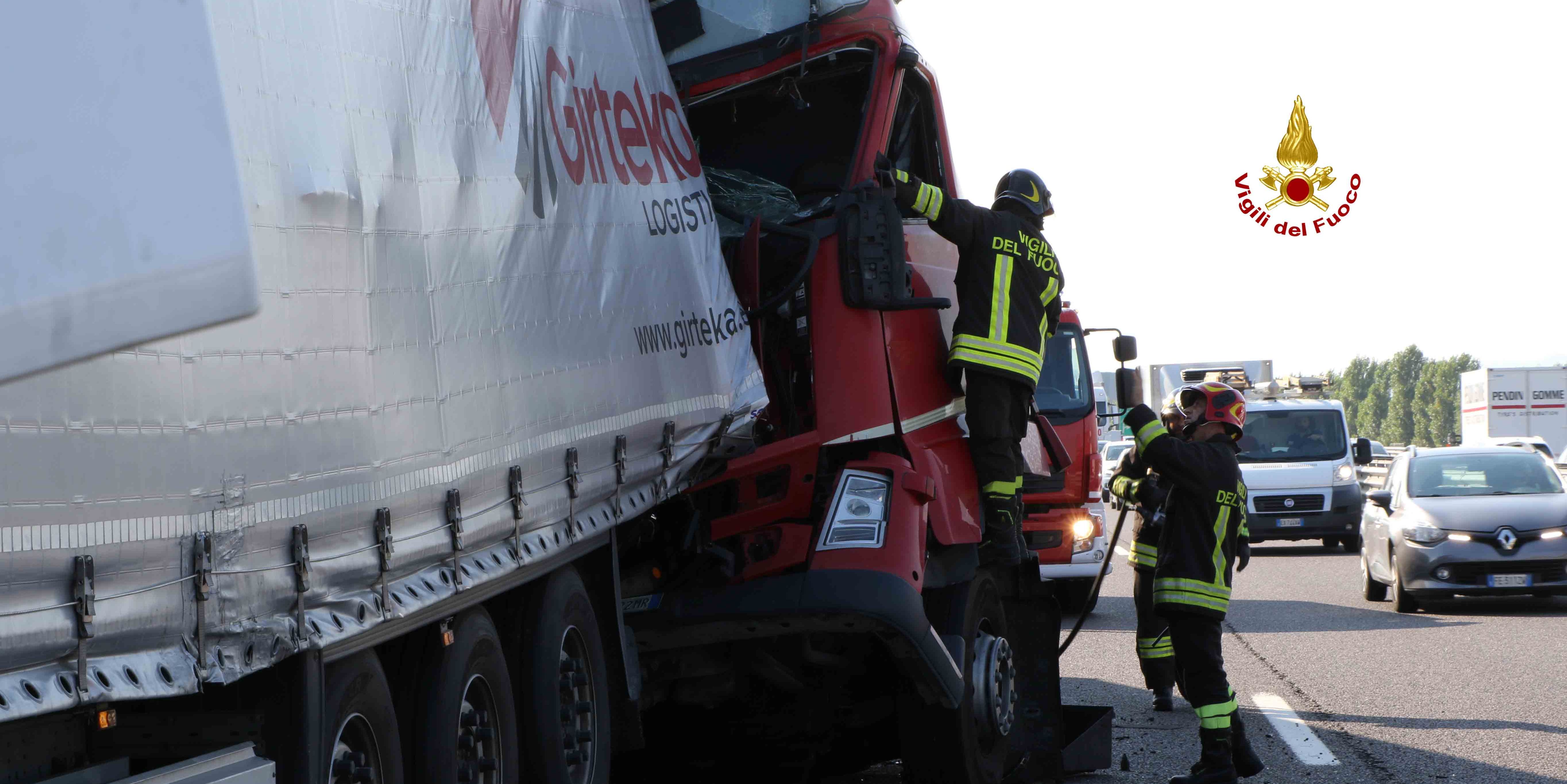 Vicenza, incidente stradale lungo la "A.4" nei pressi del casello Vicenza Ovest