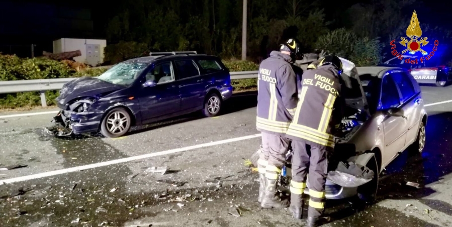 Torino, incidente stradale lungo il tracciato della "SS.25"