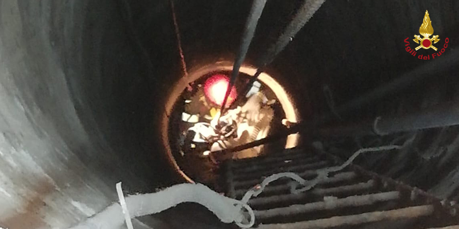 225240