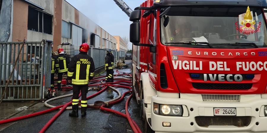 Incendio a Pieve Emanuele