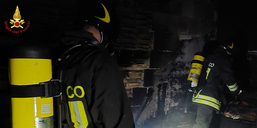 Chieti, incendio abitazione