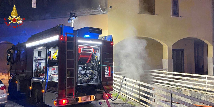 Isernia, incendio autorimessa Isernia, incendio autorimessa