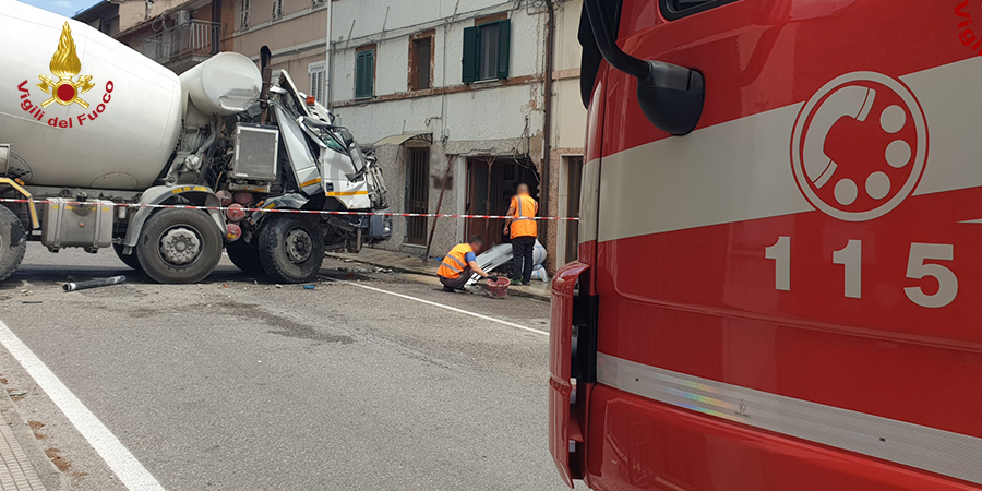 Ancona, incidente stradale