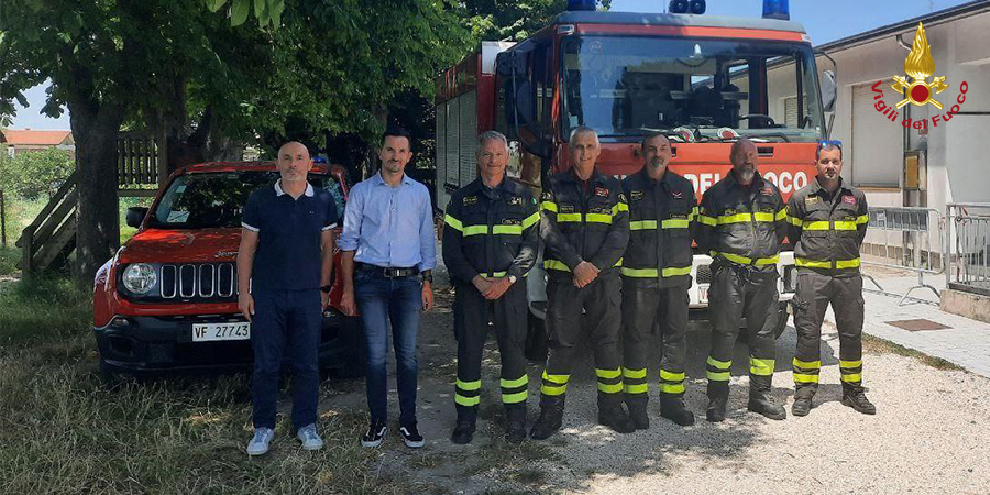 Immagine di sfondo Immagine di sfondo