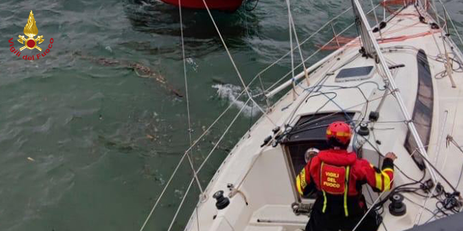 Novara, recupero imbarcazione