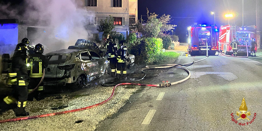 Pordenone, incendio autovetture