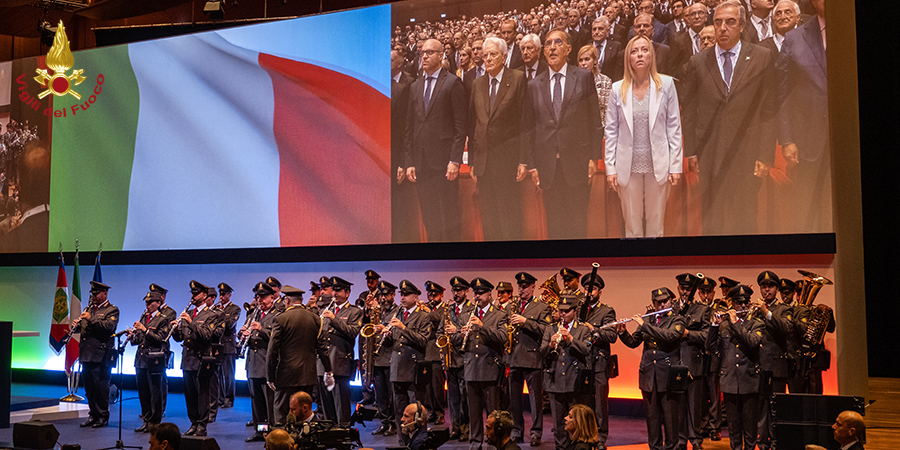 Confindustria omaggia il Corpo Nazionale dei Vigili del Fuoco