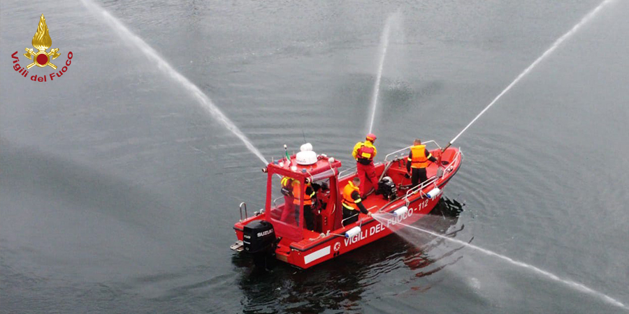 Novara, nuova imbarcazione per il soccorso dei Vigili del fuoco sul lago Maggiore
