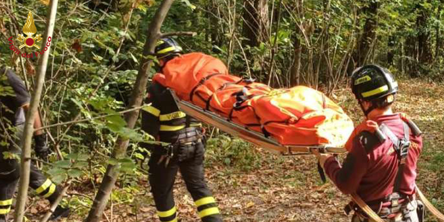 Genova, tratta in salvo escursionista a Borzonasca