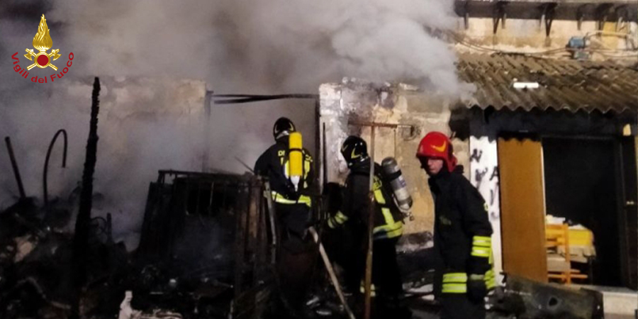 Palermo, incendio appartamento