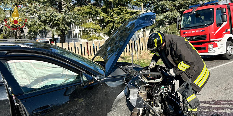 Ancona, incidente stradale ad Ostra Vetere