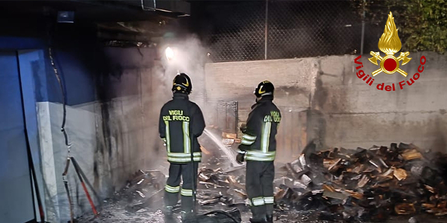 Udine, doppio incendio per i Vigili del fuoco