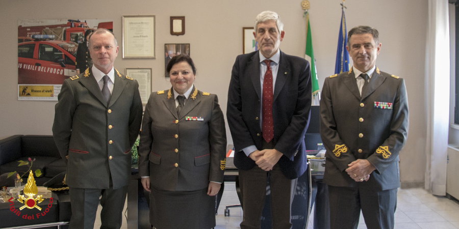 Ancona, visita del Prefetto alla Direzione Regionale e al Comando dei Vigili del fuoco