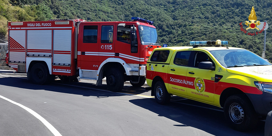 La Spezia, soccorso un uomo in zona impervia a Framura