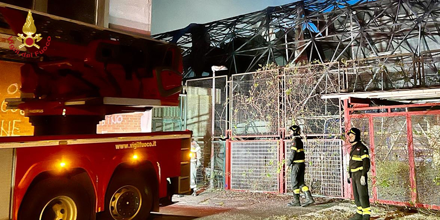 Caserta, interventi per il forte vento Caserta, interventi per il forte vento