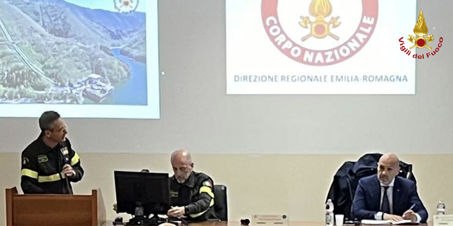 Il Sottosegretario Prisco e i vertici dei Vigili del Fuoco a Bologna per incontrare il personale intervenuto per l'esplosione nella centrale di Bargi