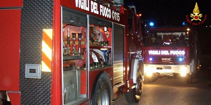 Genova, incendio canna fumaria