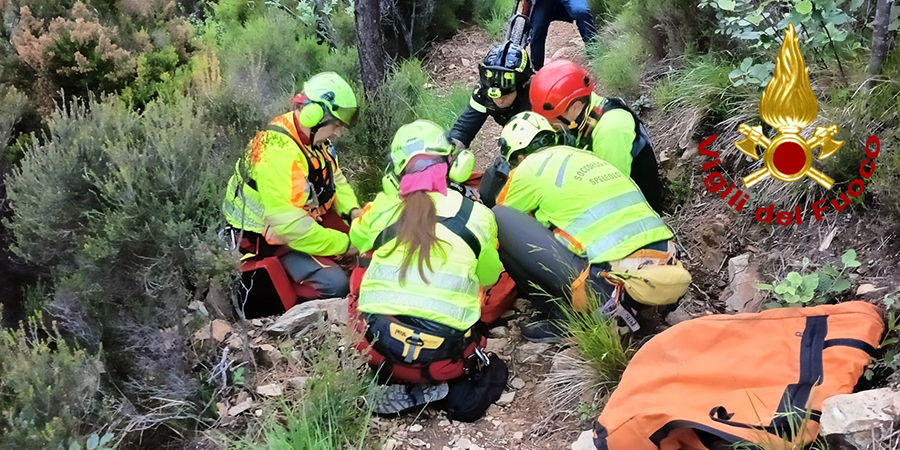 Genova, soccorso ciclista