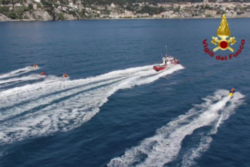 Mezzi portuali Campania