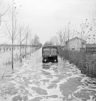Automezzo VF in perlustrazione