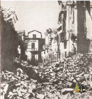 bombardamento a foggia - macerie