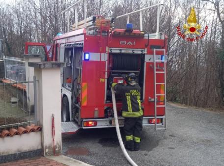 Incendio in locale tecnico di un'abitazione